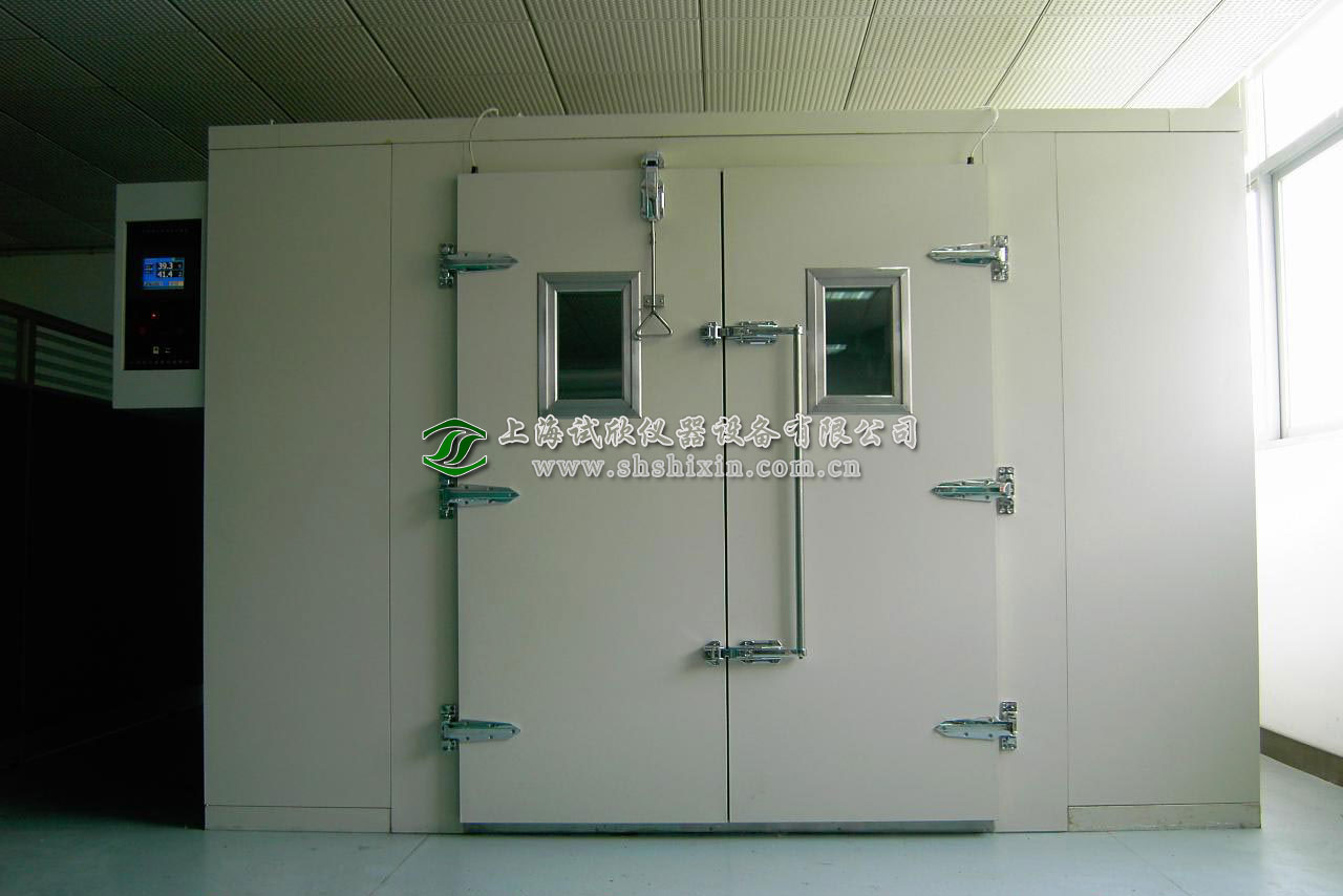 步入式高低温试验室